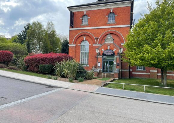 Cornelius – Gust autentic românesc în inima Londrei